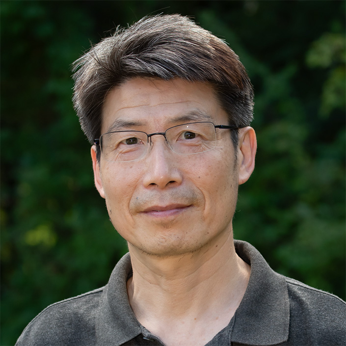 L. Jay Guo